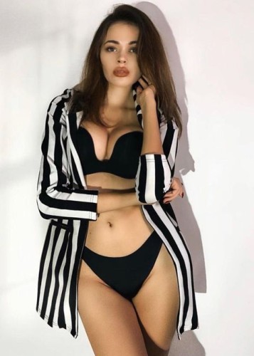 Яна, Г. Канаш